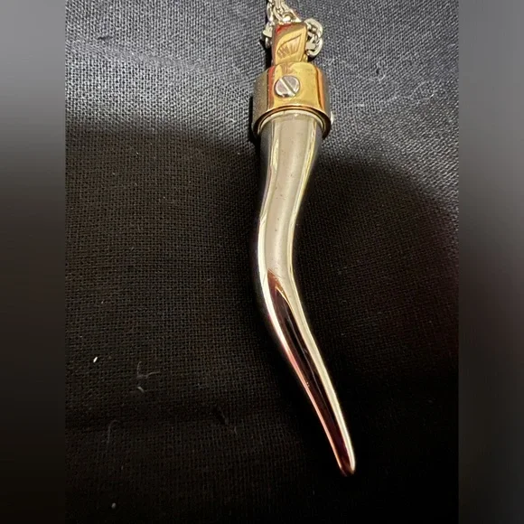 Dolce & Gabbana Horn Necklace w/ box & jewelry cloth. Missing D&G pendant - Picture 5 of 12